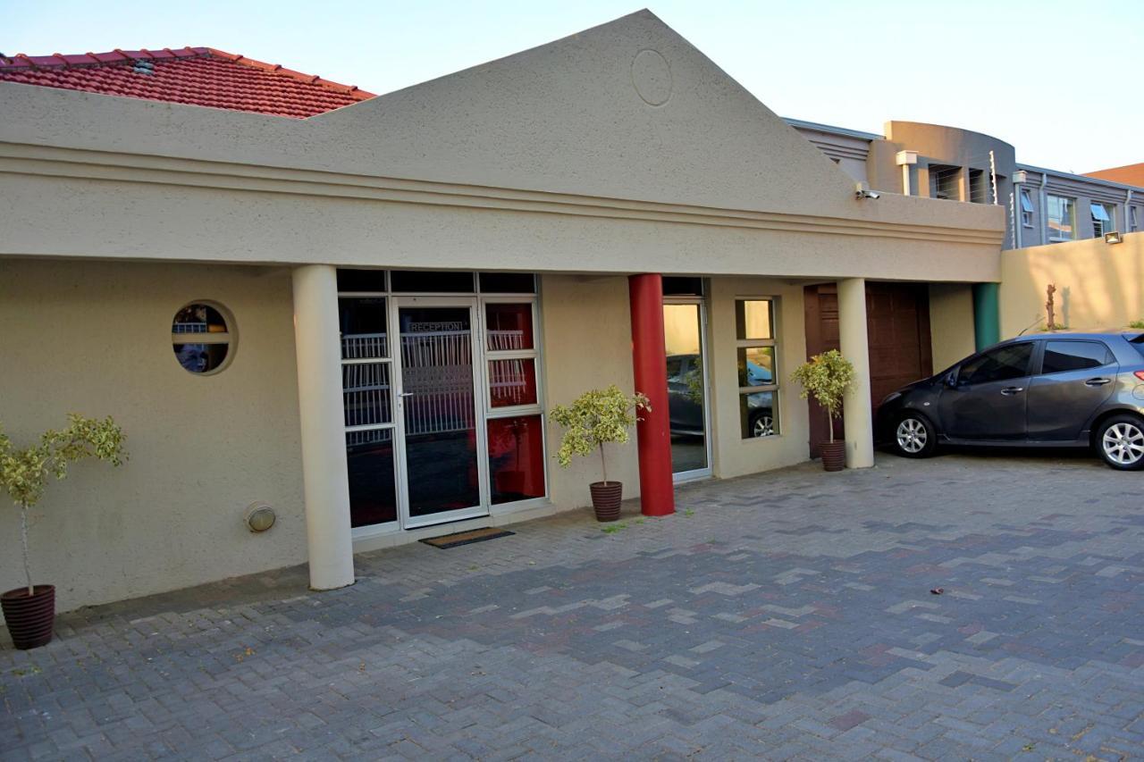 Houghton Guest House Joanesburgo Exterior foto