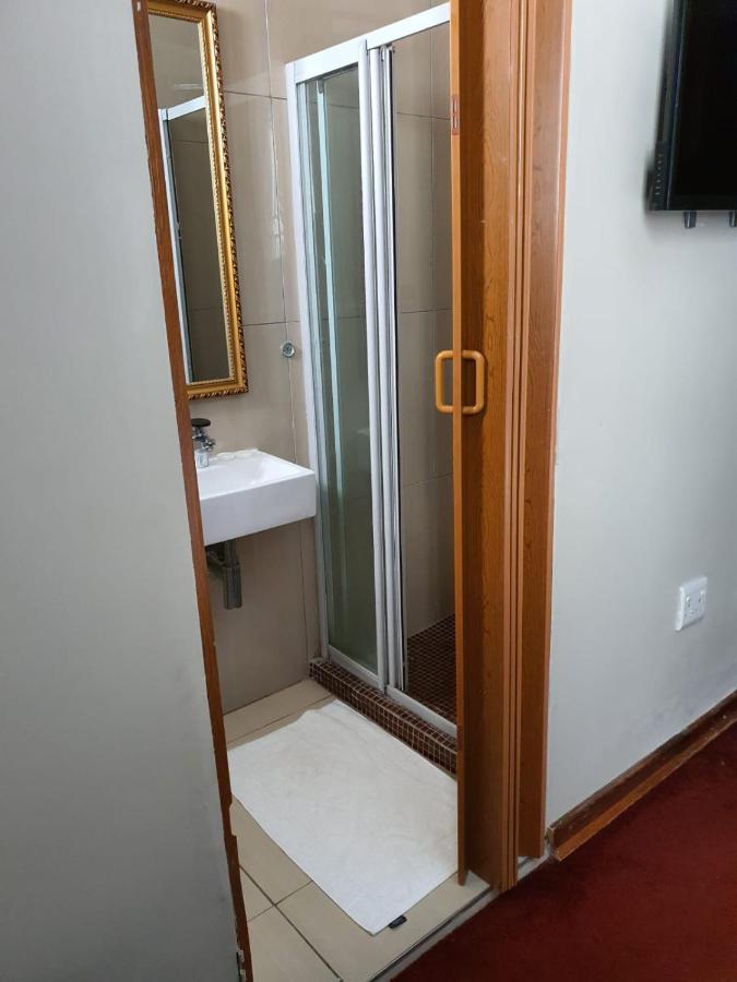 Houghton Guest House Joanesburgo Exterior foto