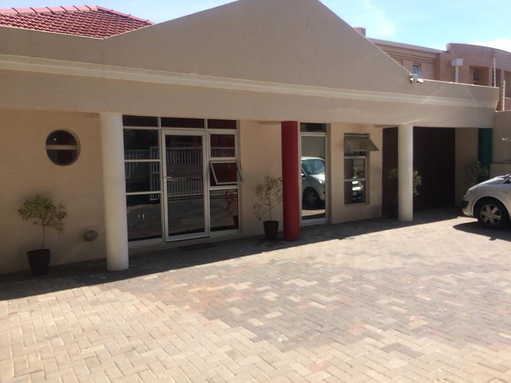 Houghton Guest House Joanesburgo Exterior foto