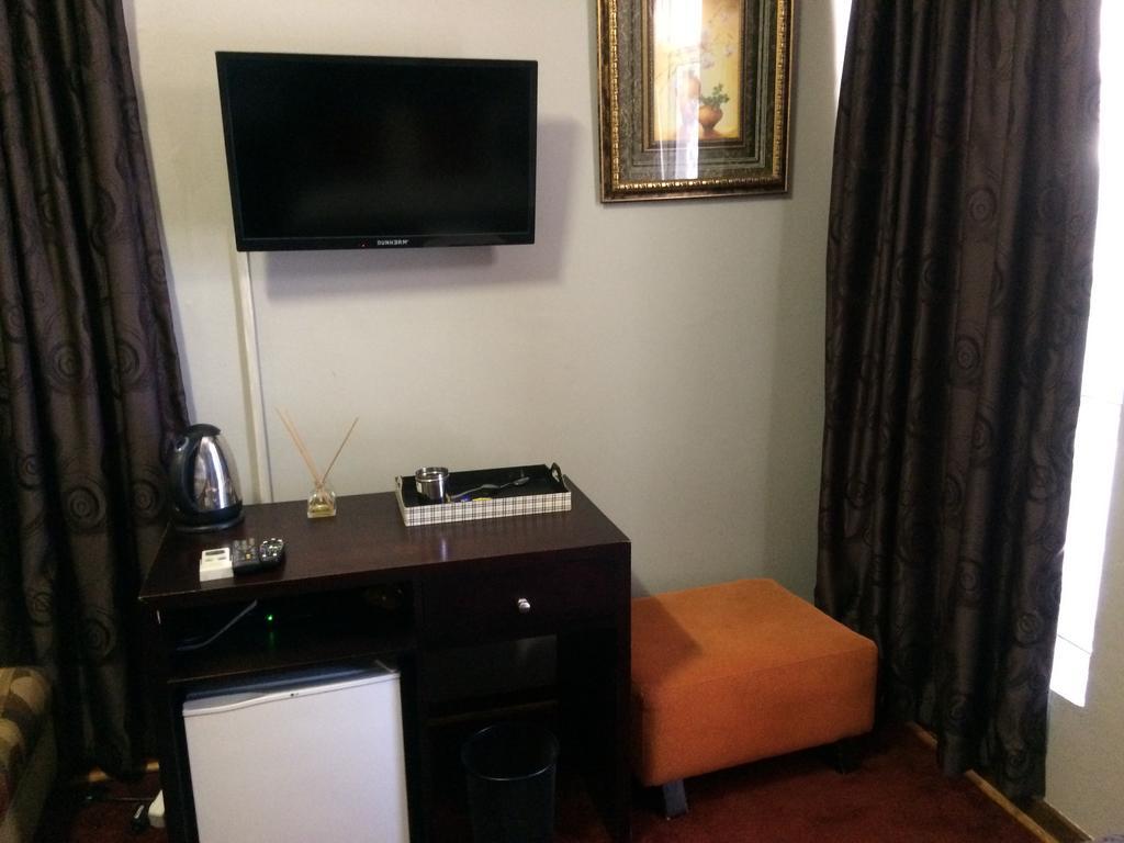 Houghton Guest House Joanesburgo Exterior foto